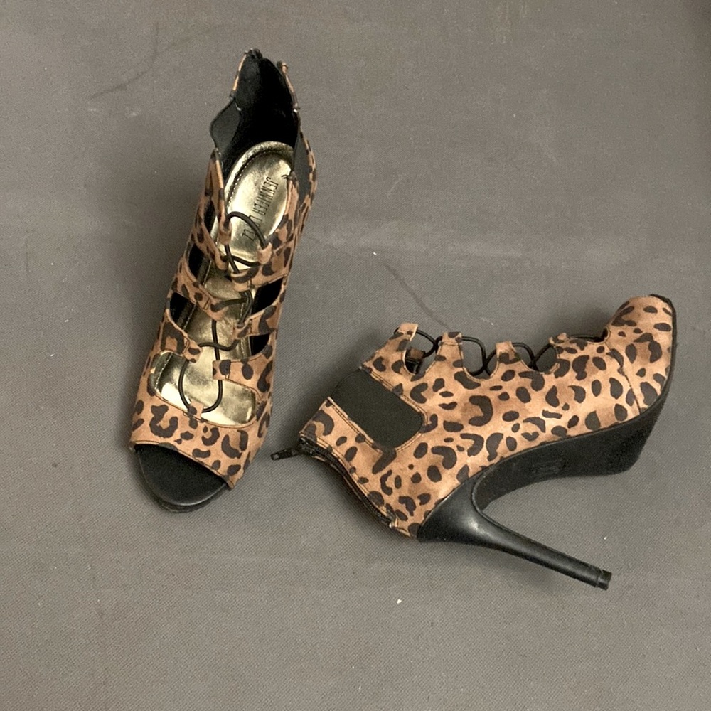 Jennifer Lopez size 10 dress shoes